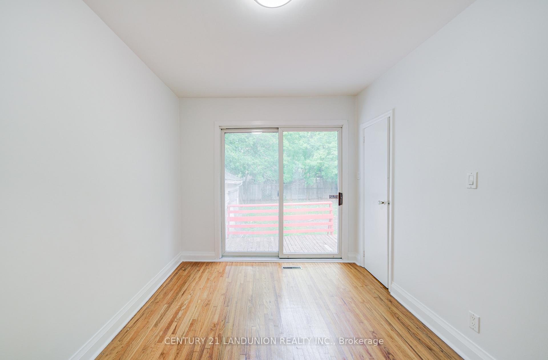 Photo 26 of 200 Elmhurst Avenue, North York, Lansing-Westgate — HOMEH