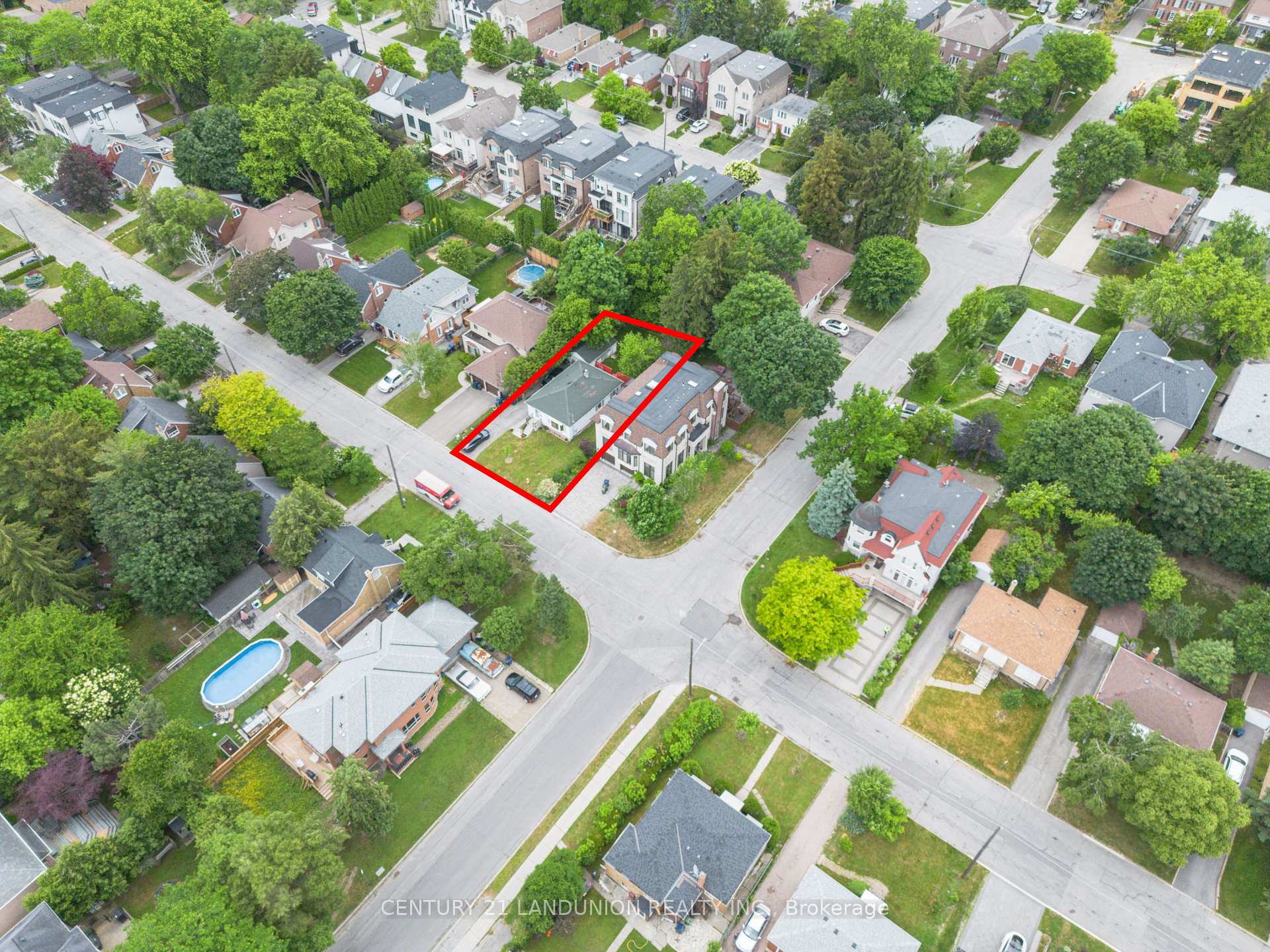 Photo 45 of 200 Elmhurst Avenue, North York, Lansing-Westgate — HOMEH