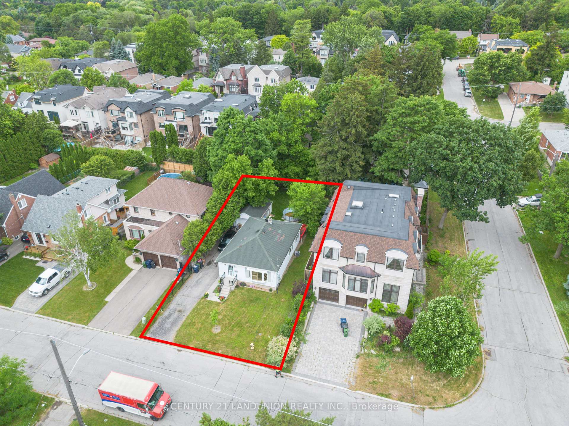 Photo 46 of 200 Elmhurst Avenue, North York, Lansing-Westgate — HOMEH
