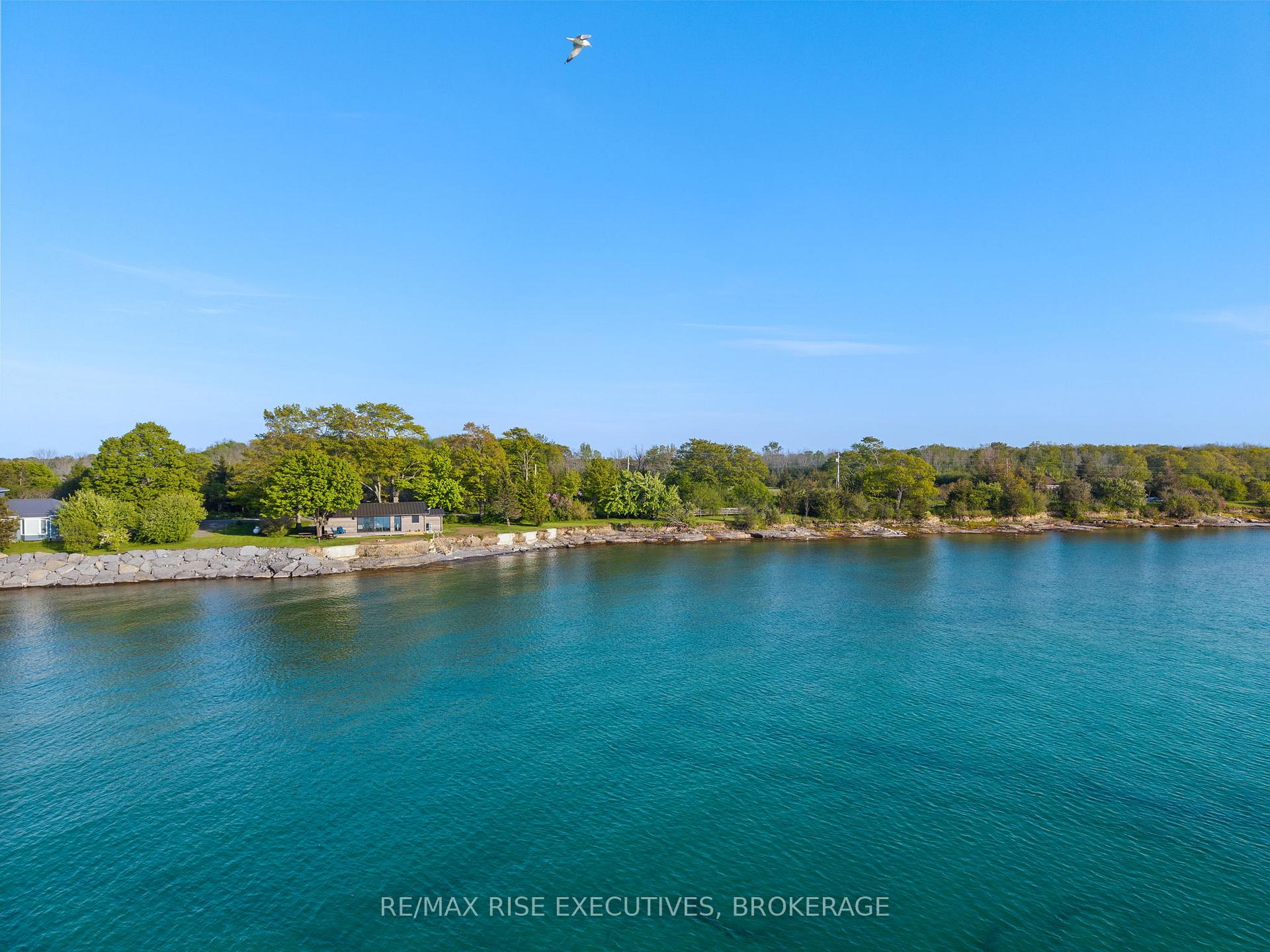 Photo 18 of 682 Salmon Point Road, Prince Edward County, Athol Ward — HOMEH