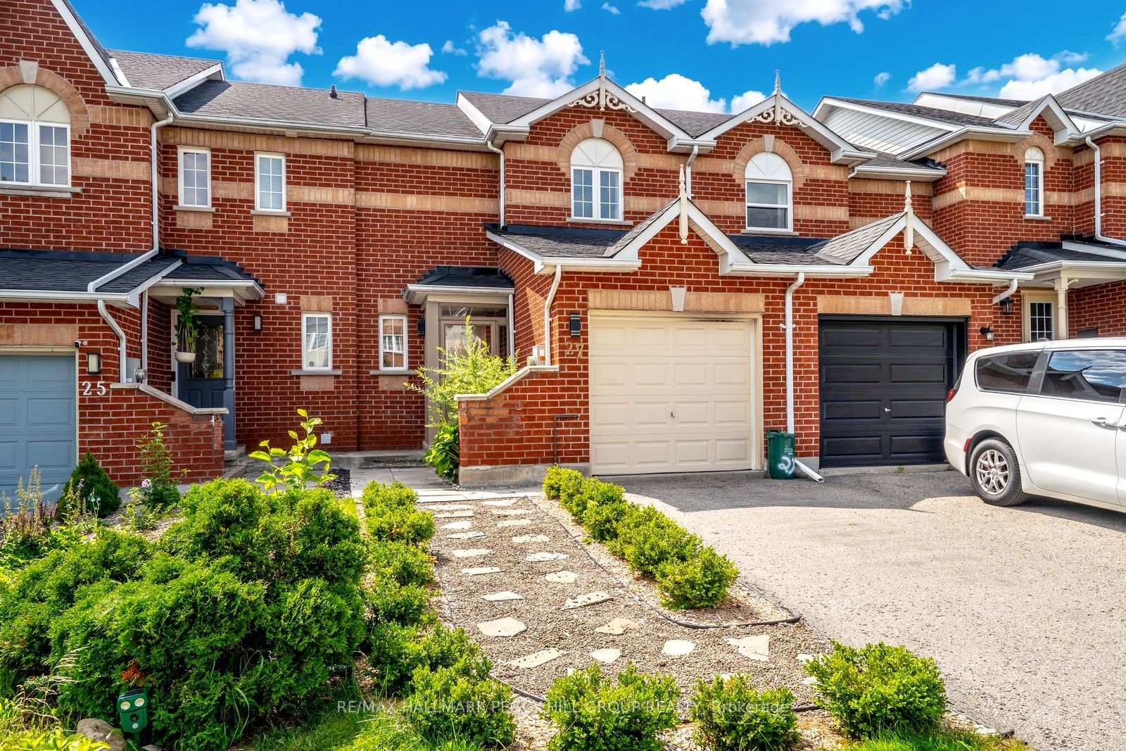 Photo 1 of 27 Gadwall Avenue, Barrie, Painswick South — HOMEH