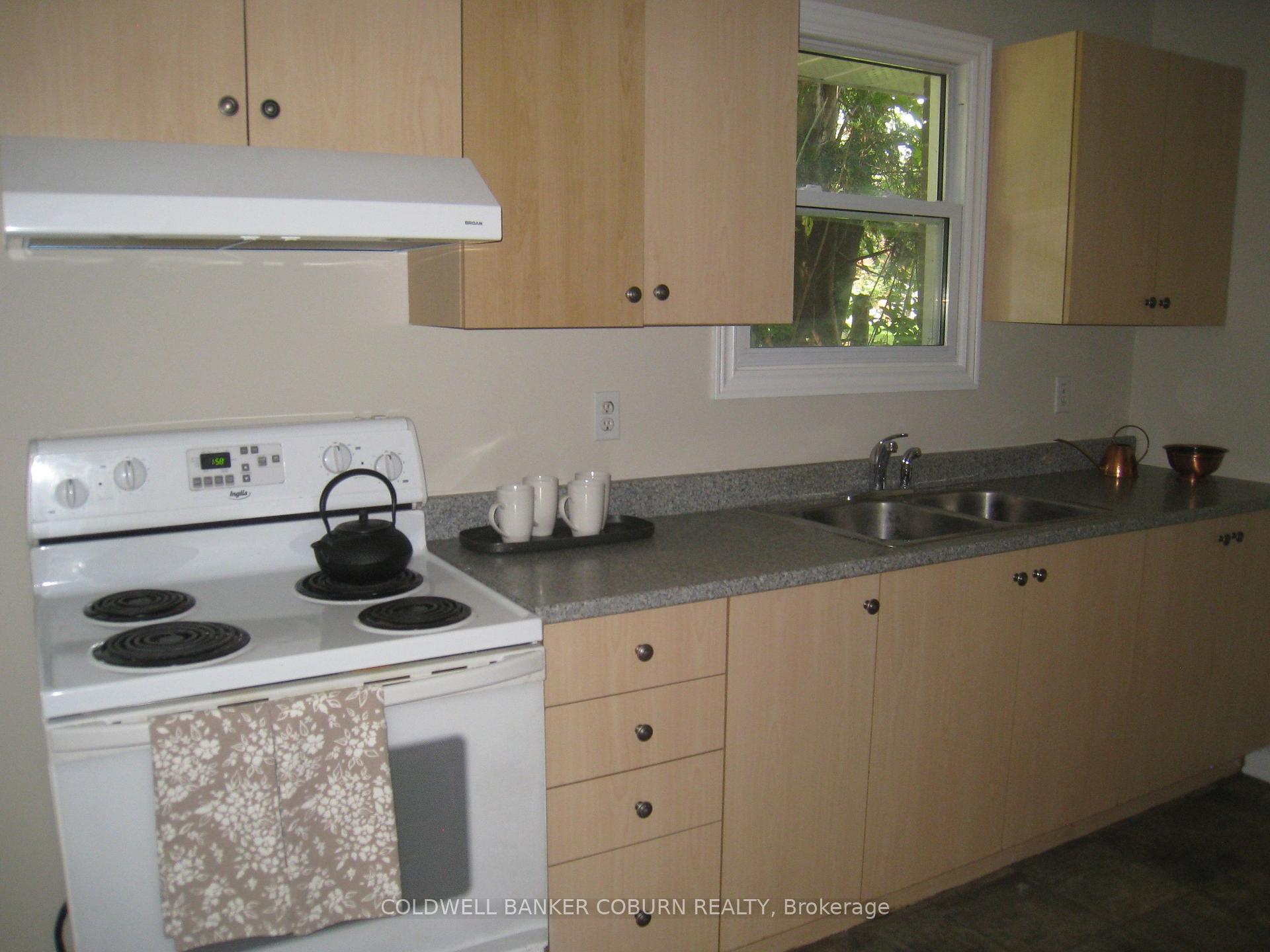 Photo 8 of 13 Queen Street, North Grenville, Kemptville — HOMEH