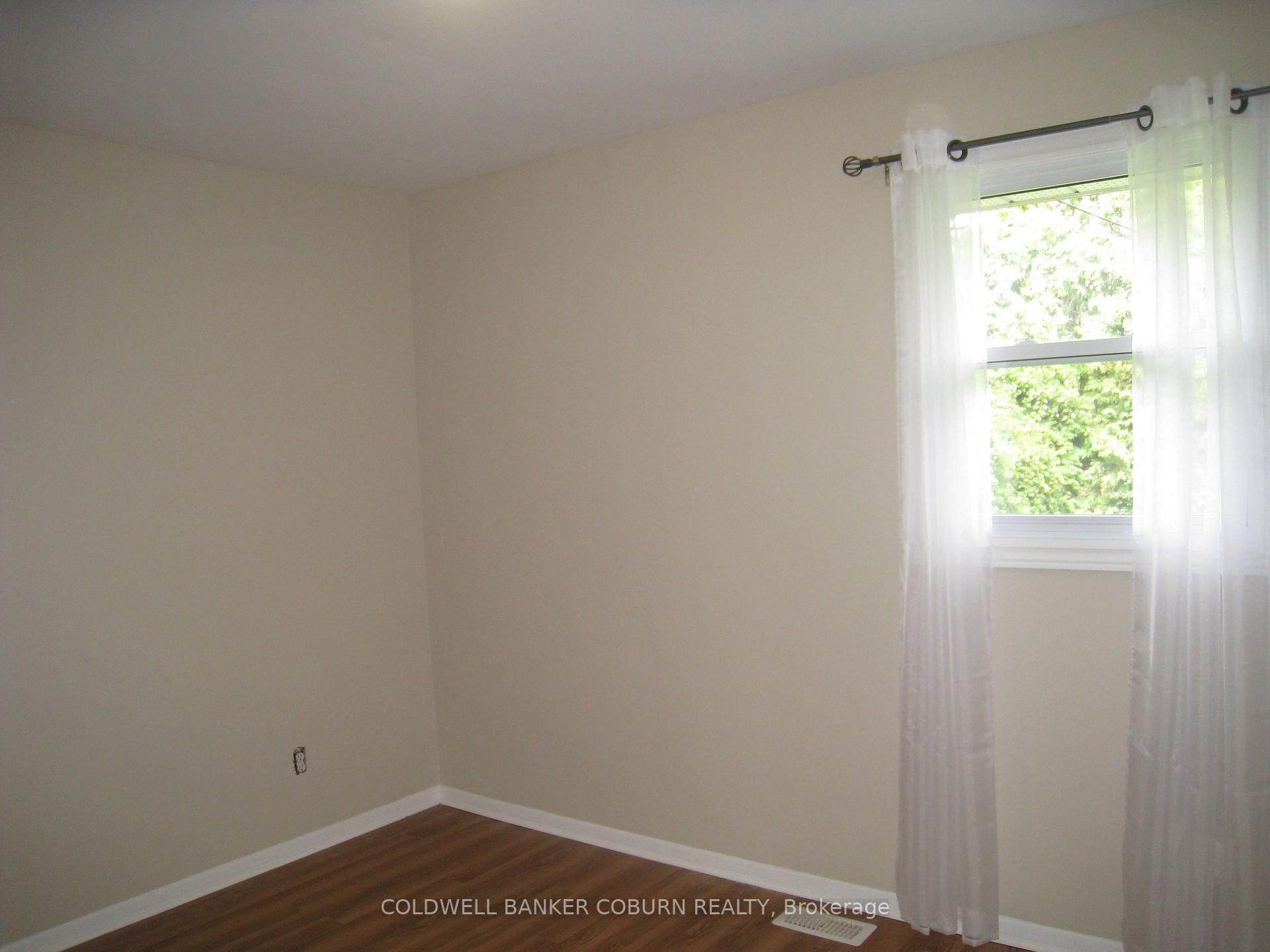 Photo 13 of 13 Queen Street, North Grenville, Kemptville — HOMEH