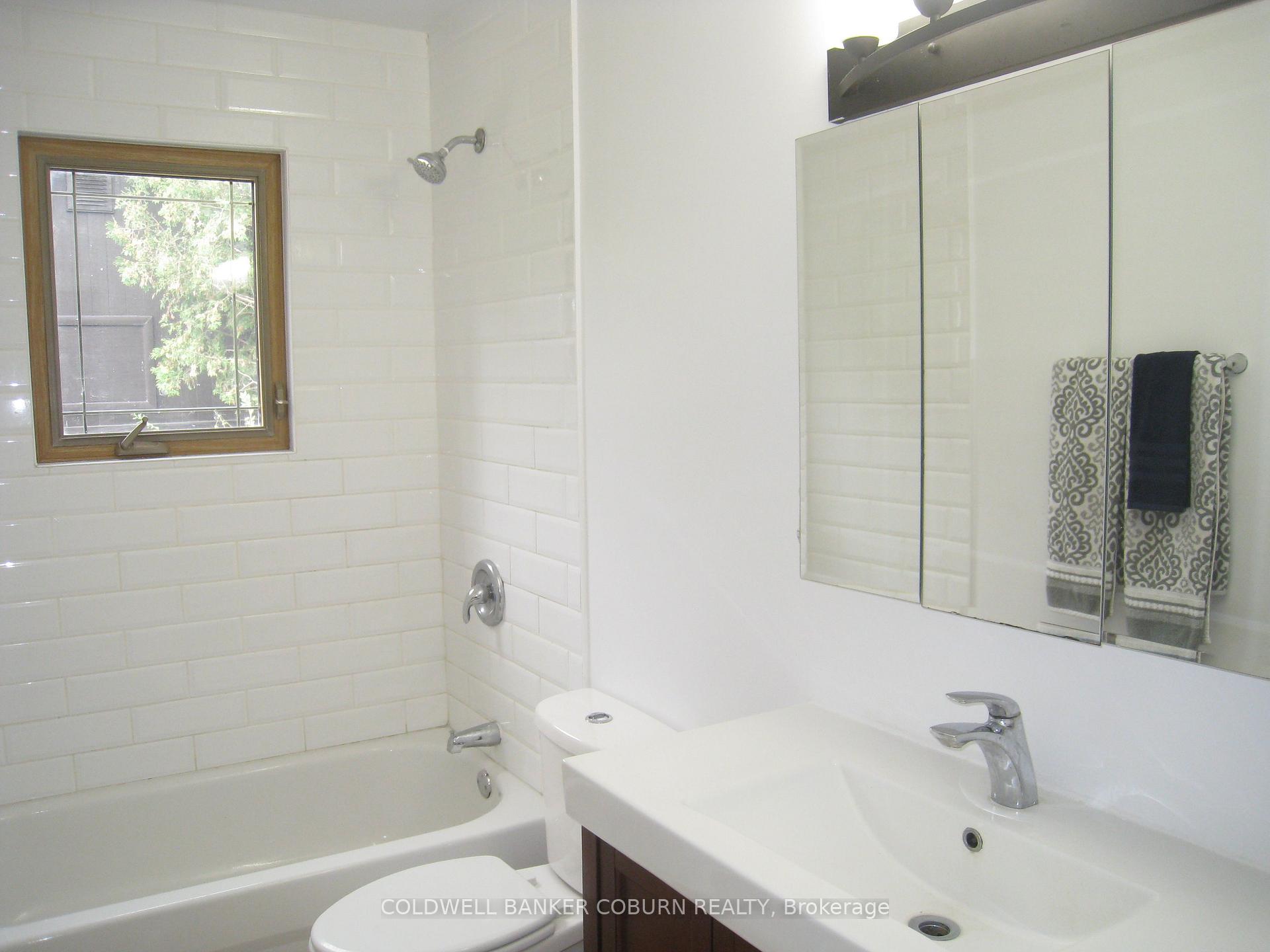 Photo 16 of 13 Queen Street, North Grenville, Kemptville — HOMEH