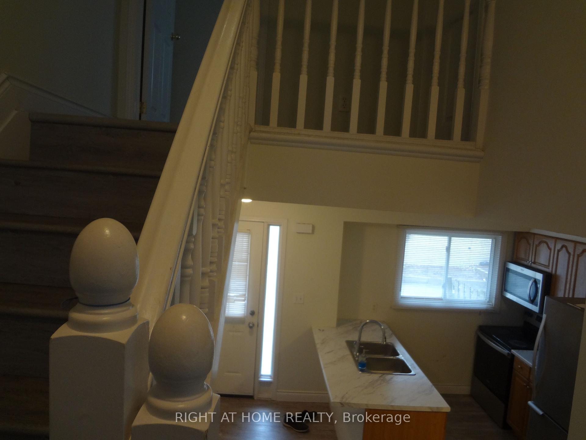 Photo 6 of Unit 49, 211 Veronica Drive, Kitchener, Centreville Chicopee — HOMEH