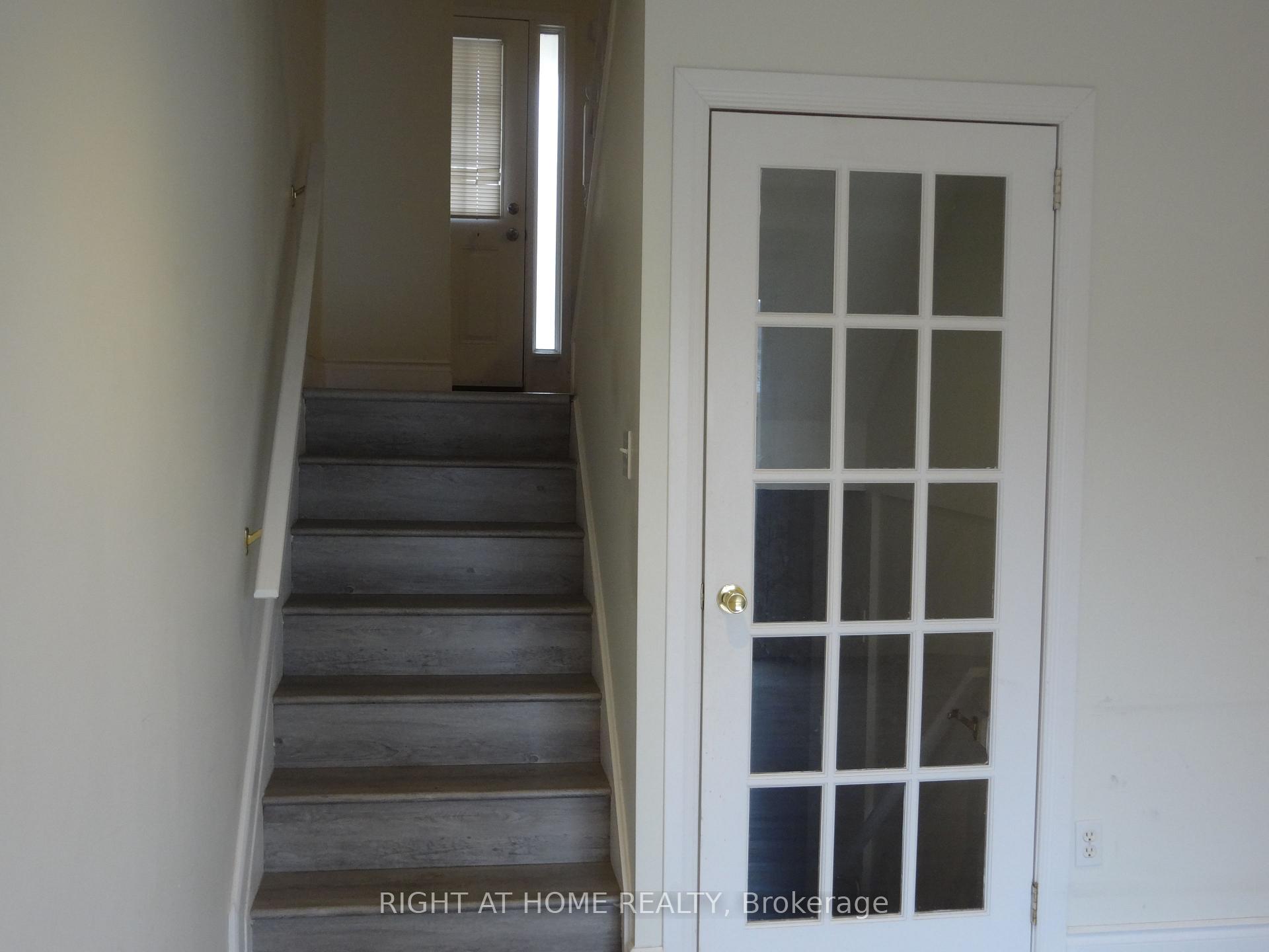 Photo 14 of Unit 49, 211 Veronica Drive, Kitchener, Centreville Chicopee — HOMEH