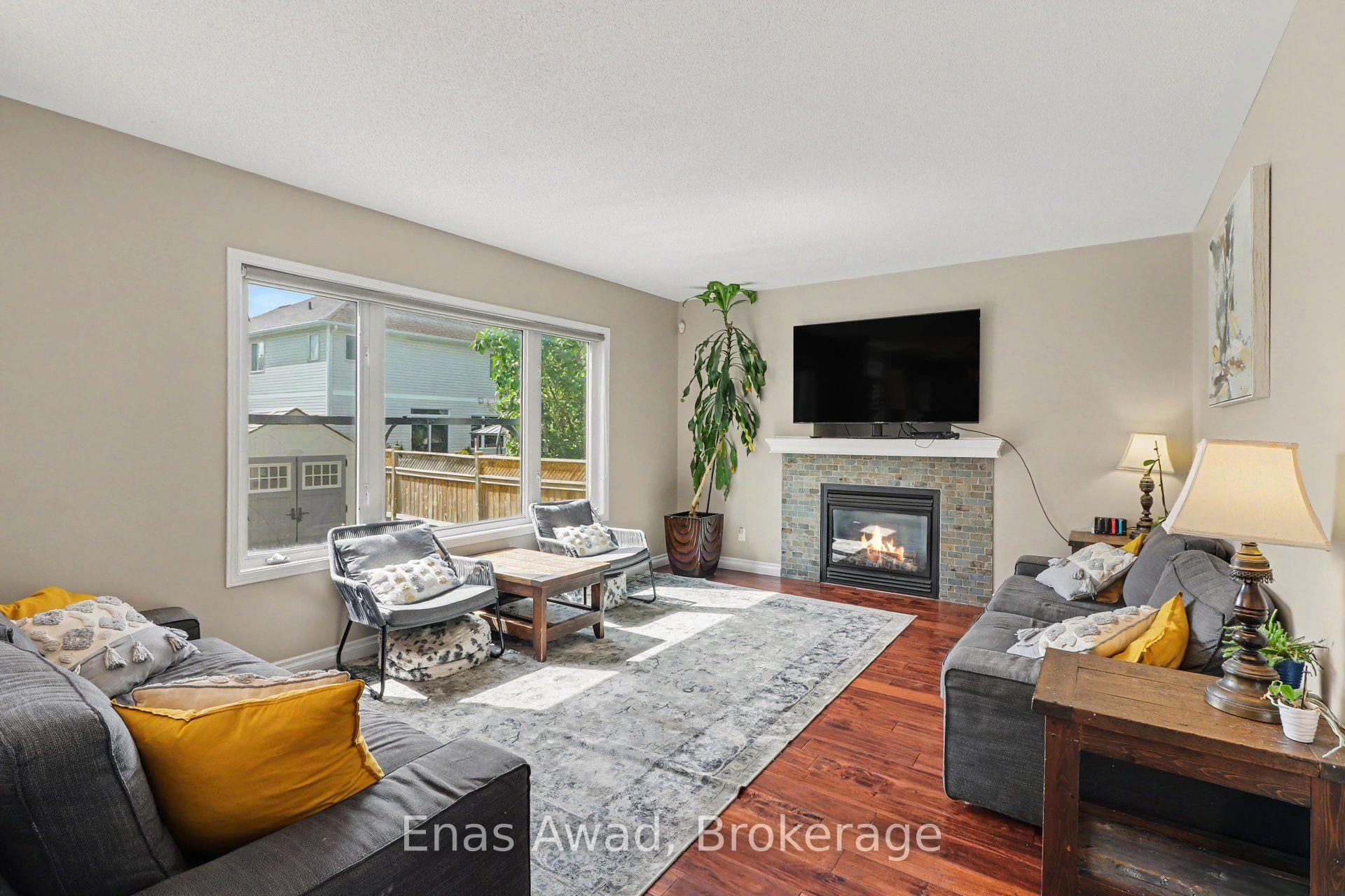 Photo 4 of 58 Abaca Way, Ottawa, Stittsville (North) — HOMEH