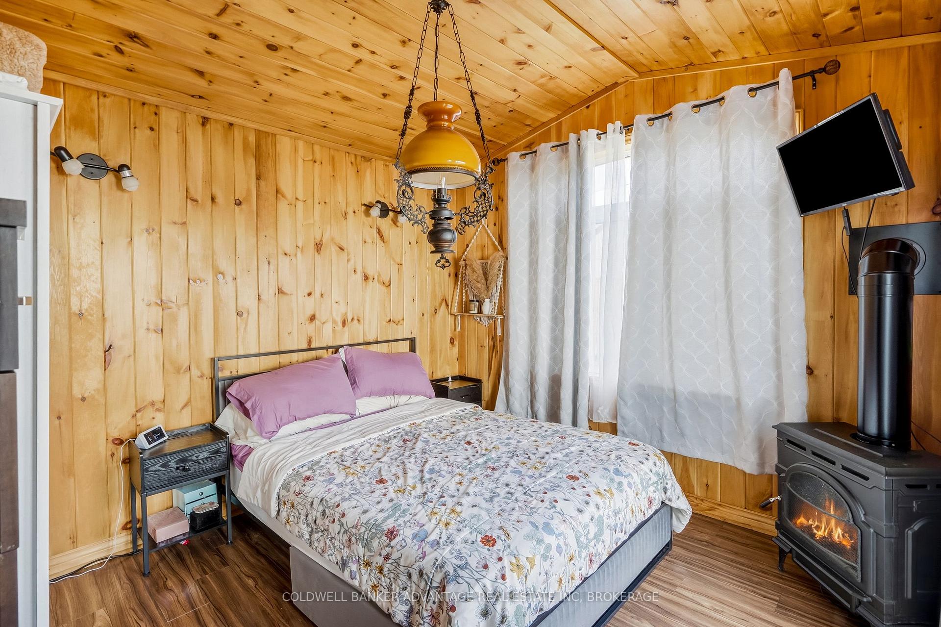 Photo 16 of 374 Dieppe Street, Welland, Lincoln/Crowland — HOMEH