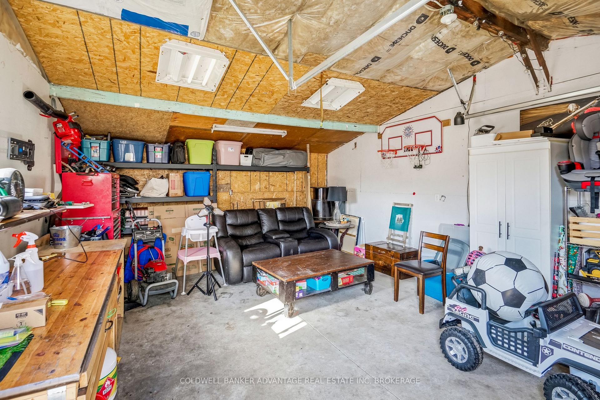 Photo 28 of 374 Dieppe Street, Welland, Lincoln/Crowland — HOMEH