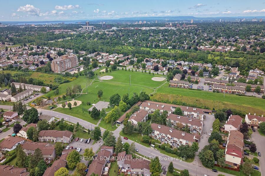 Photo 28 of 24B Shehyn Lane, Ottawa, Tanglewood — HOMEH