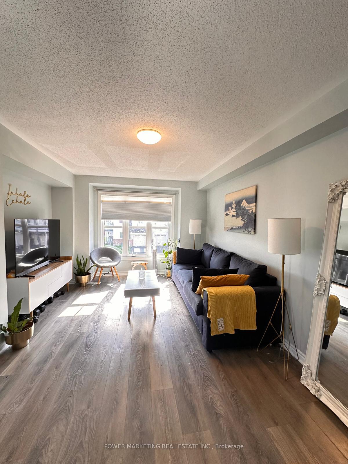 Photo 4 of 124 Helenium Lane, Ottawa, Avalon West — HOMEH