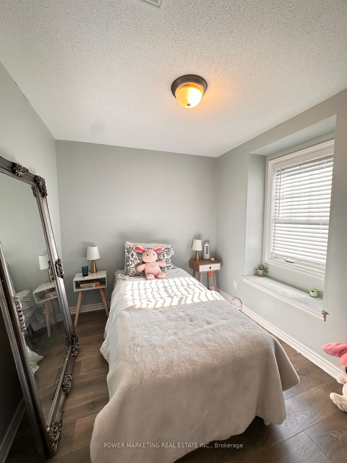Photo 15 of 124 Helenium Lane, Ottawa, Avalon West — HOMEH
