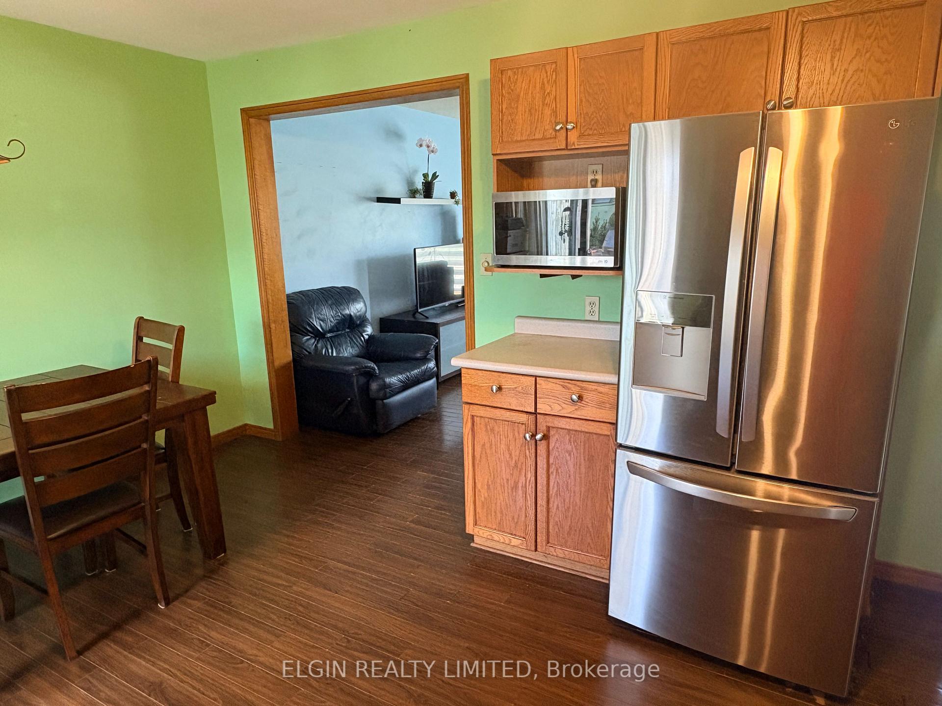 Photo 3 of 111 Manor Road, St. Thomas — HOMEH