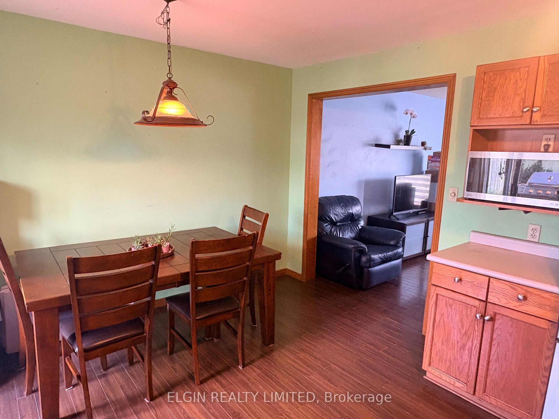 Photo 4 of 111 Manor Road, St. Thomas — HOMEH