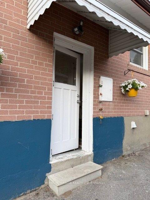 Photo 31 of 43 Corby Crescent, Brampton, Brampton South — HOMEH