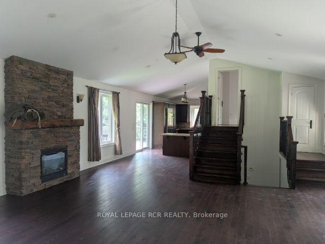 Photo 7 of 986 15th Side Road, King, King City — HOMEH