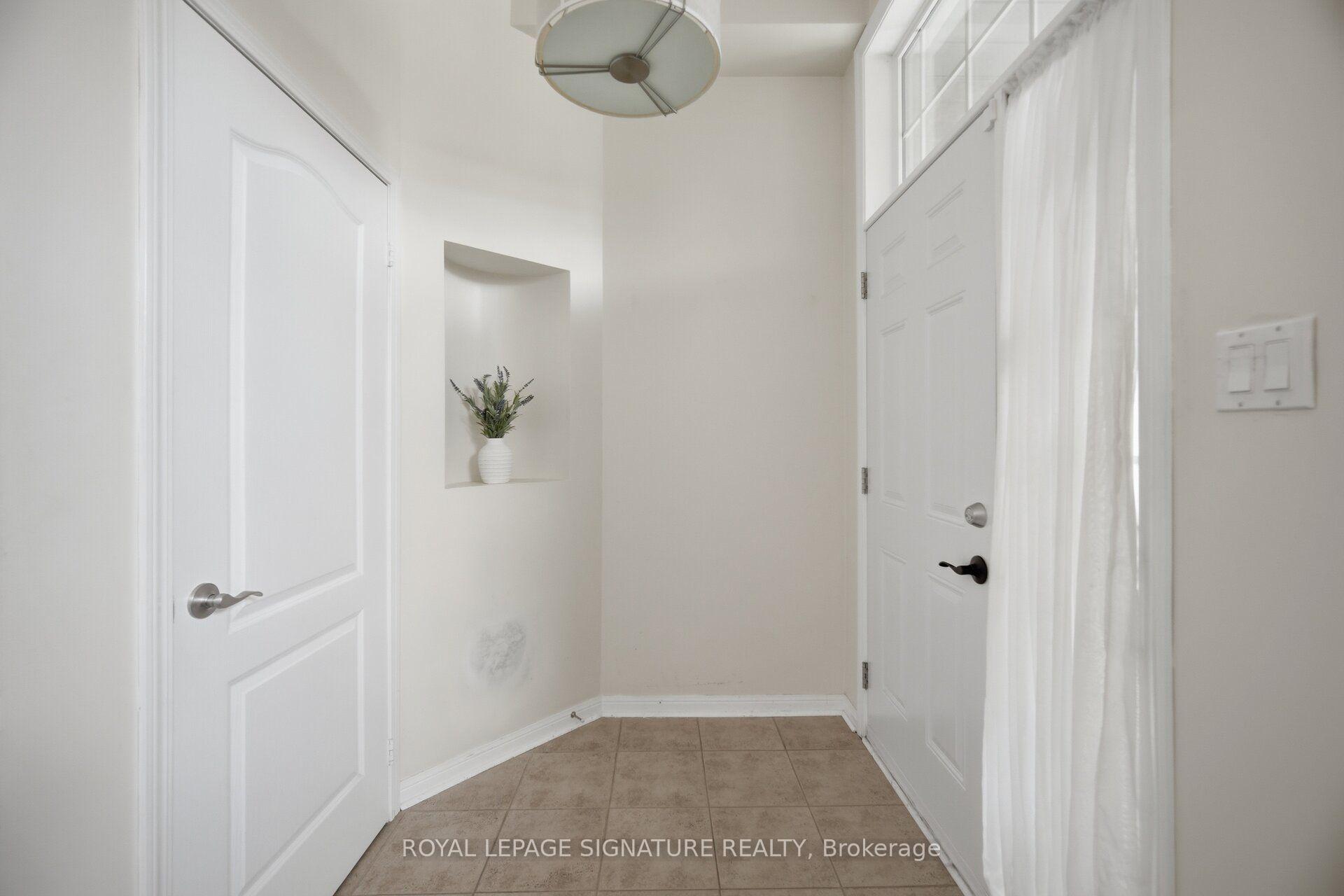 Photo 10 of 79 Cornell Park Avenue, Markham, Cornell — HOMEH