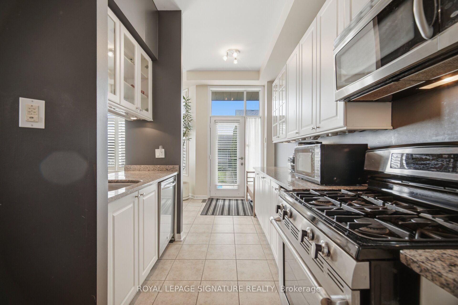 Photo 7 of 79 Cornell Park Avenue, Markham, Cornell — HOMEH