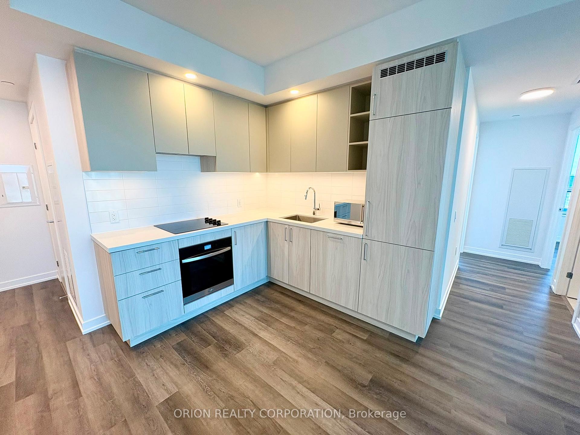 Front of Unit 1105, 21 Meadowdale Road