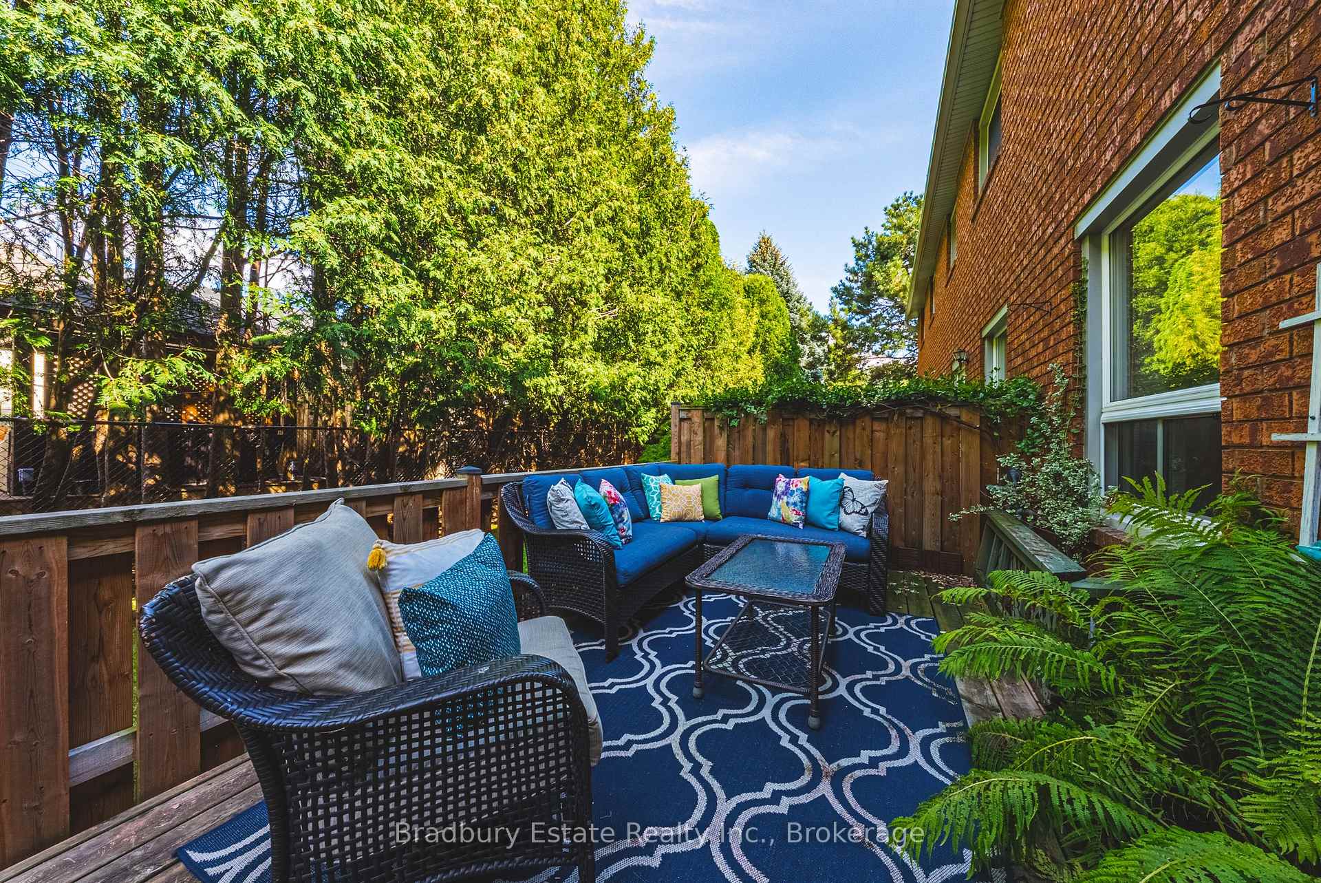 Photo 5 of Unit 18, 1205 Lambs Court, Burlington, Brant — HOMEH