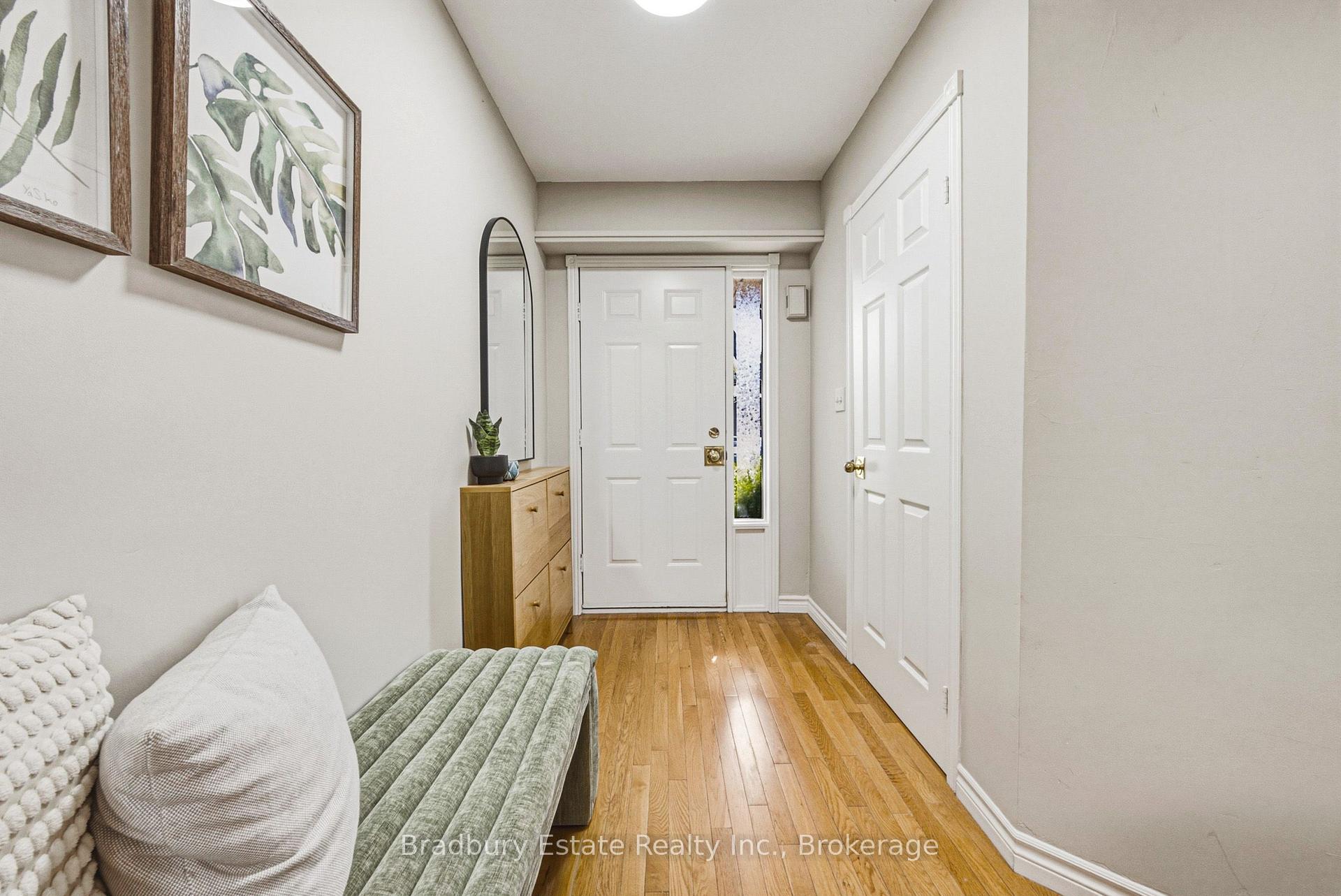 Photo 10 of Unit 18, 1205 Lambs Court, Burlington, Brant — HOMEH