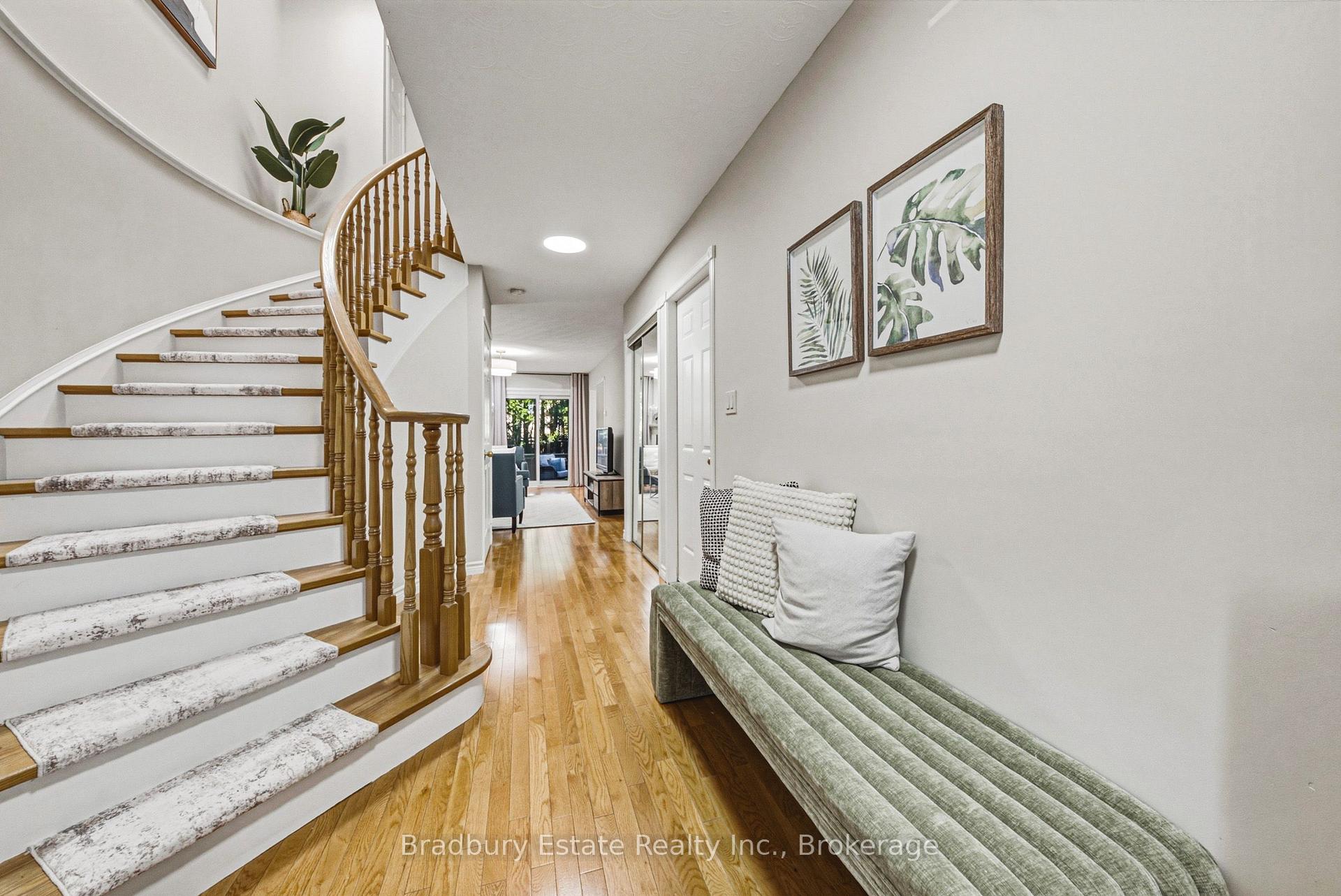 Photo 11 of Unit 18, 1205 Lambs Court, Burlington, Brant — HOMEH