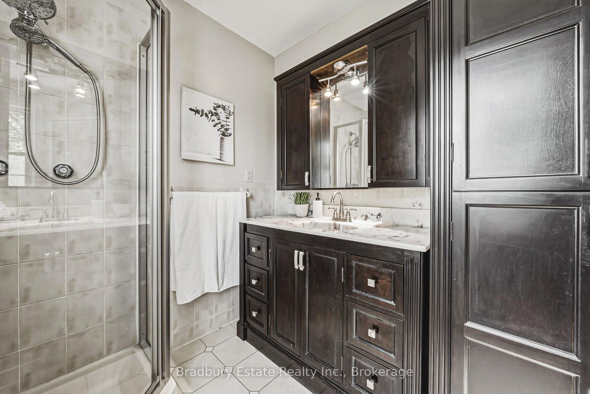 Photo 17 of Unit 18, 1205 Lambs Court, Burlington, Brant — HOMEH