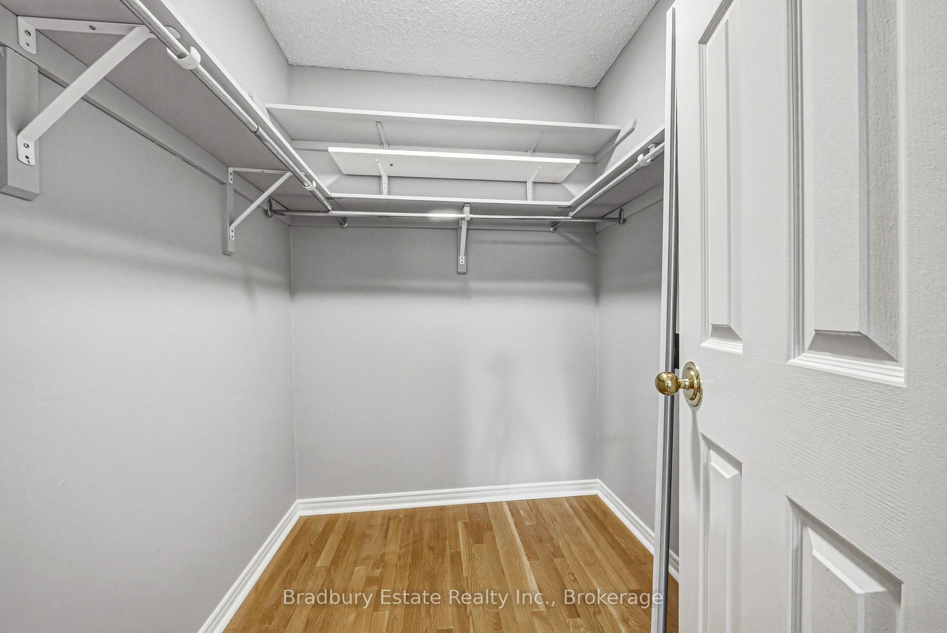 Photo 19 of Unit 18, 1205 Lambs Court, Burlington, Brant — HOMEH