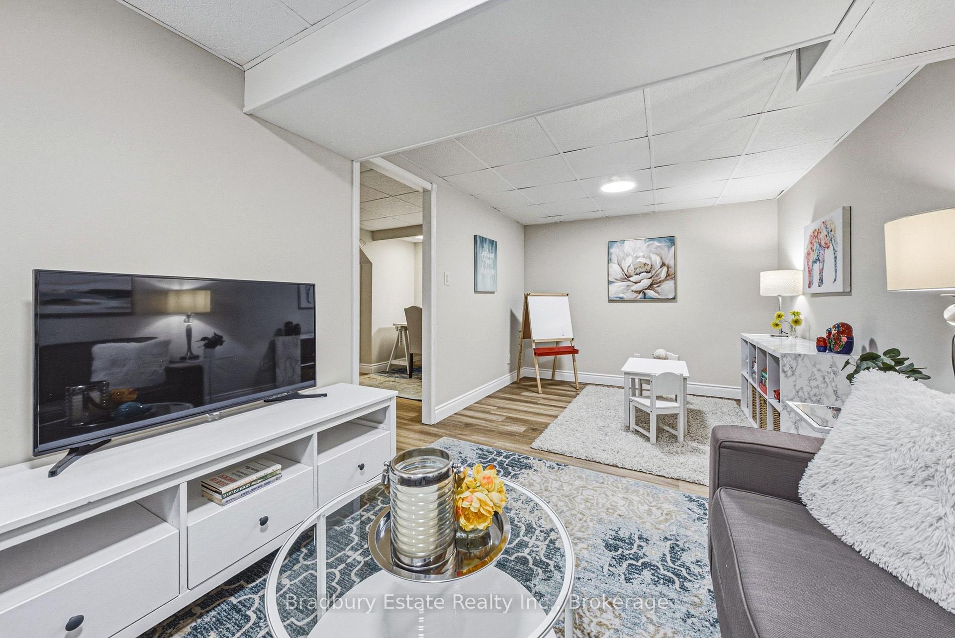 Photo 33 of Unit 18, 1205 Lambs Court, Burlington, Brant — HOMEH