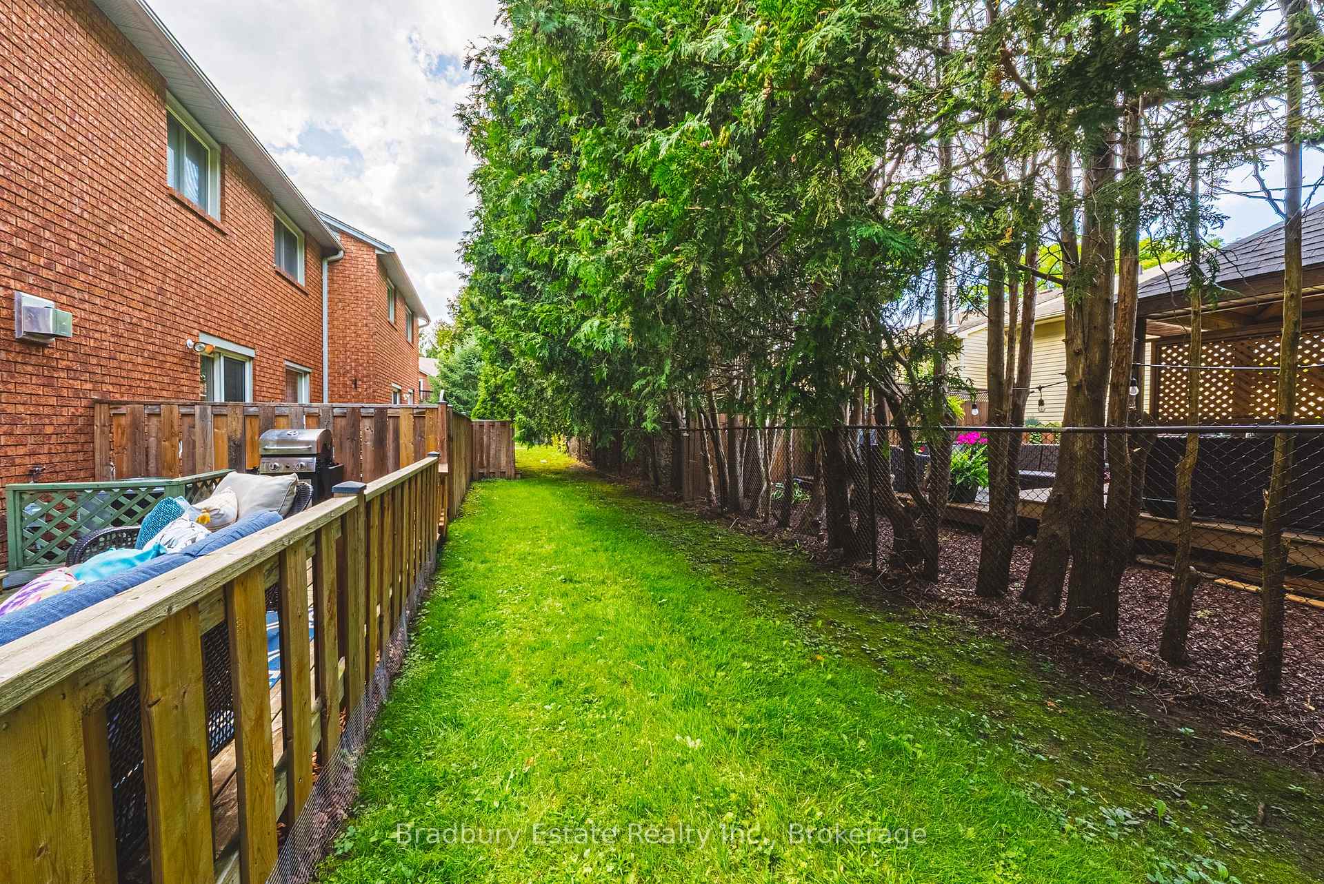 Photo 38 of Unit 18, 1205 Lambs Court, Burlington, Brant — HOMEH