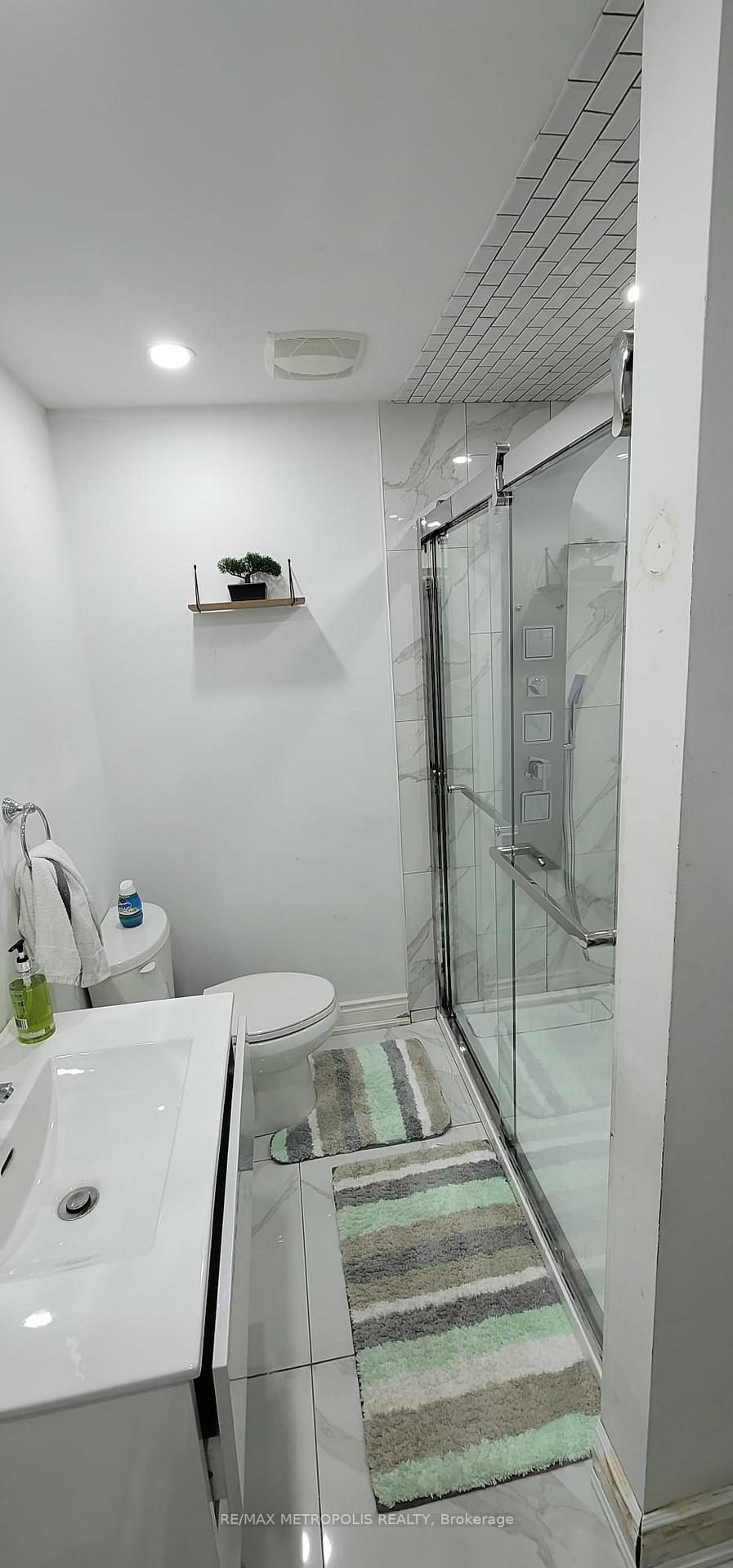 Photo 7 of Unit BSMT, 1 Desert Garden Drive, Brampton, Northwest Brampton — HOMEH