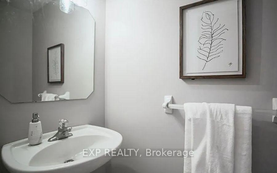 Photo 4 of 141 Oakfield Crescent, Ottawa, Barrhaven - Longfields — HOMEH