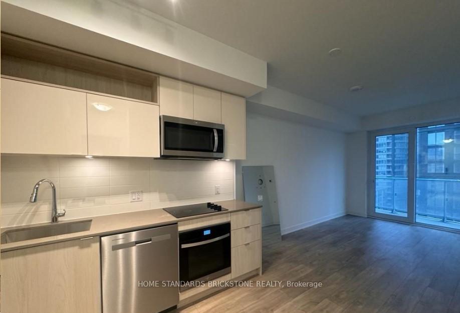 Photo 7 of Unit 1408, 100 Dalhousie Street, Toronto, Church-Yonge Corridor — HOMEH