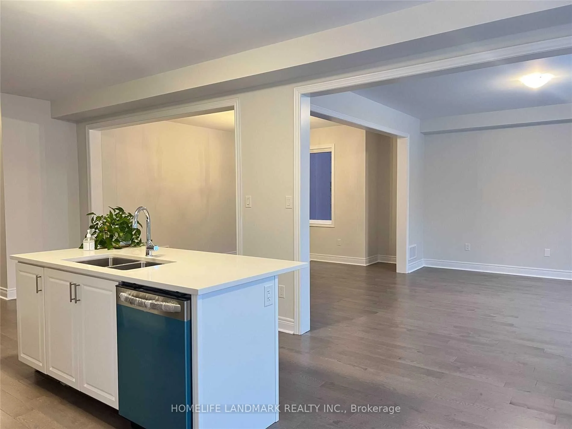 Photo 6 of Unit BSMT, 19 Yarl Drive, Markham, Middlefield — HOMEH