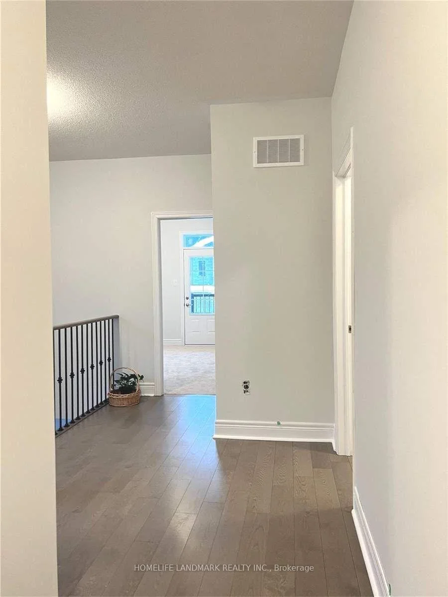 Photo 10 of Unit BSMT, 19 Yarl Drive, Markham, Middlefield — HOMEH
