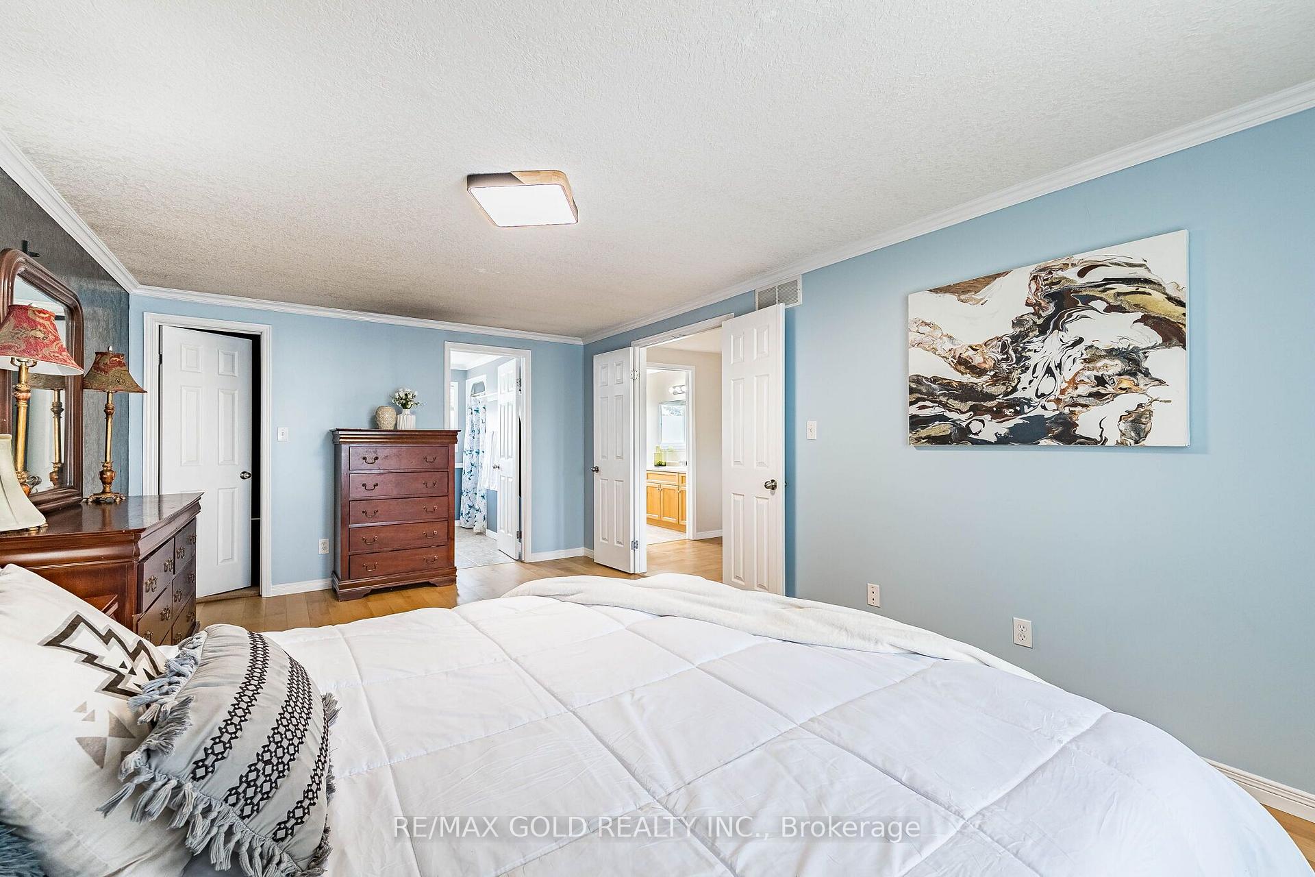 Photo 26 of 6 Moffatt Lane, Guelph, Clairfields/Hanlon Business Park — HOMEH
