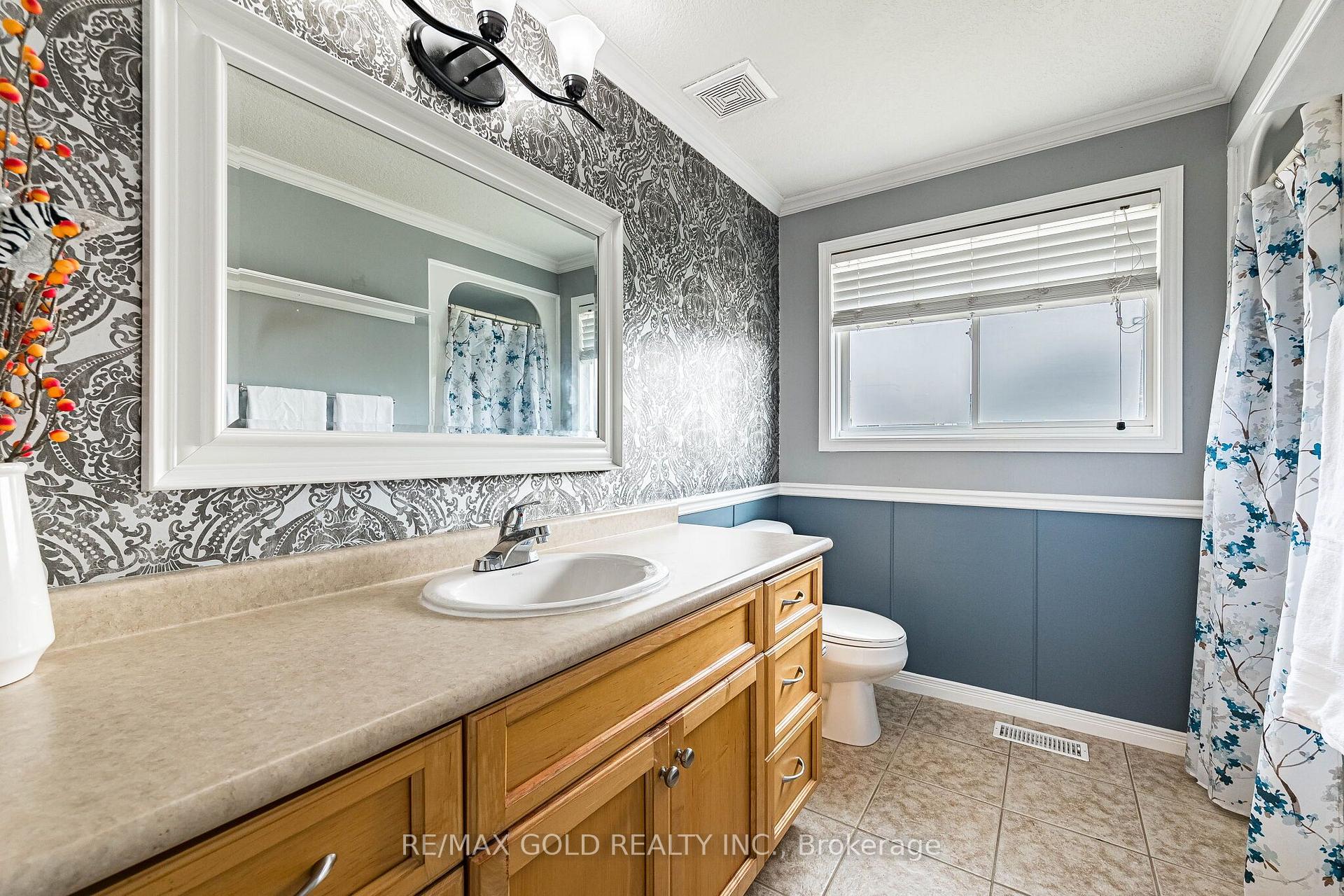 Photo 28 of 6 Moffatt Lane, Guelph, Clairfields/Hanlon Business Park — HOMEH