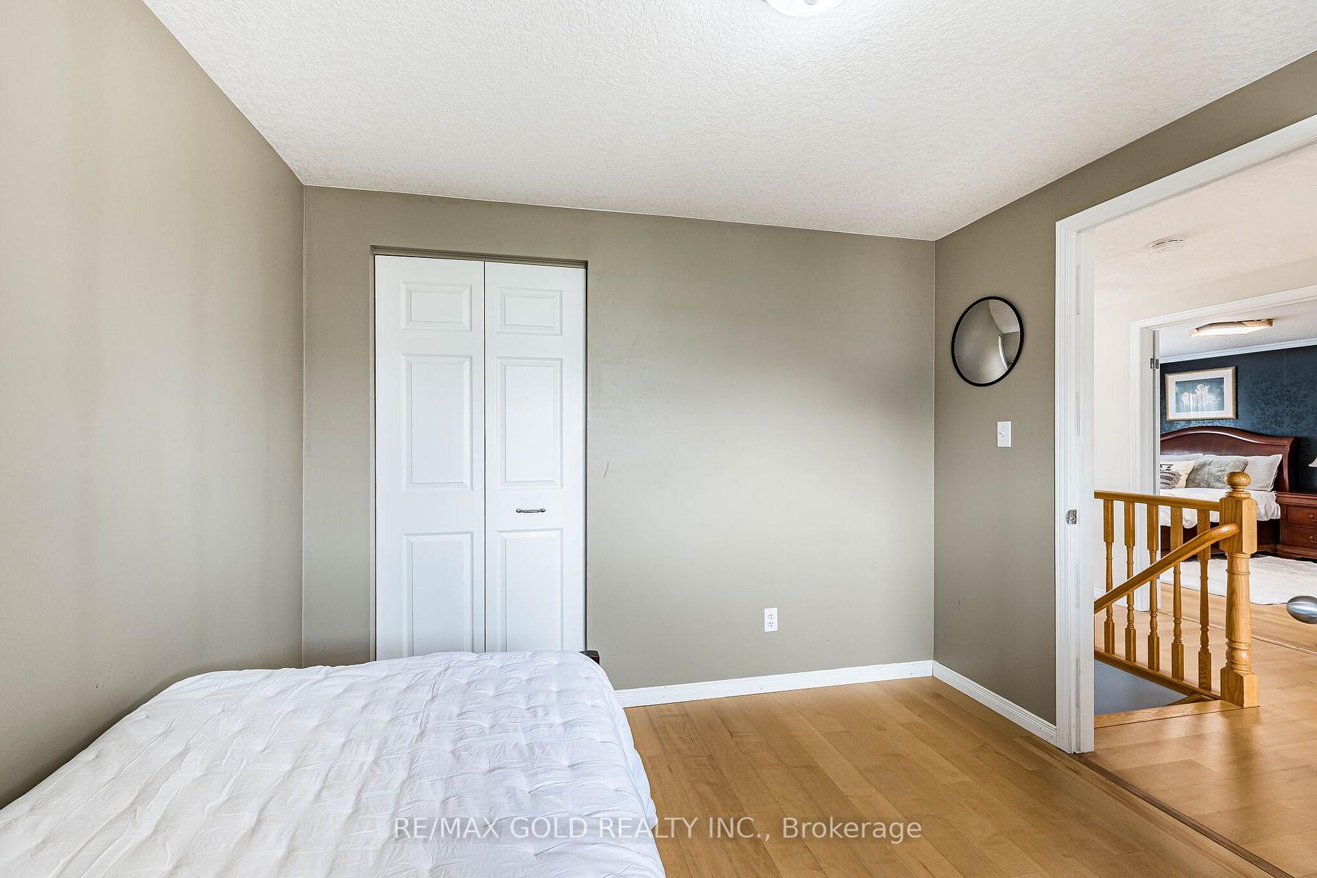 Photo 32 of 6 Moffatt Lane, Guelph, Clairfields/Hanlon Business Park — HOMEH