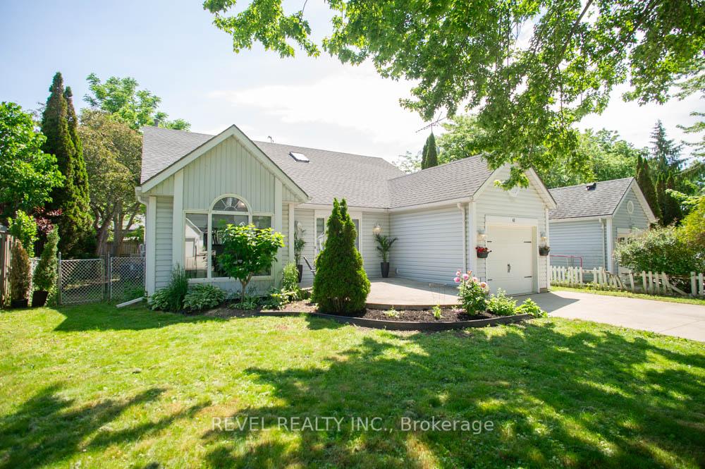 Photo 6 of 61 Leslie Avenue, Norfolk, Port Dover — HOMEH