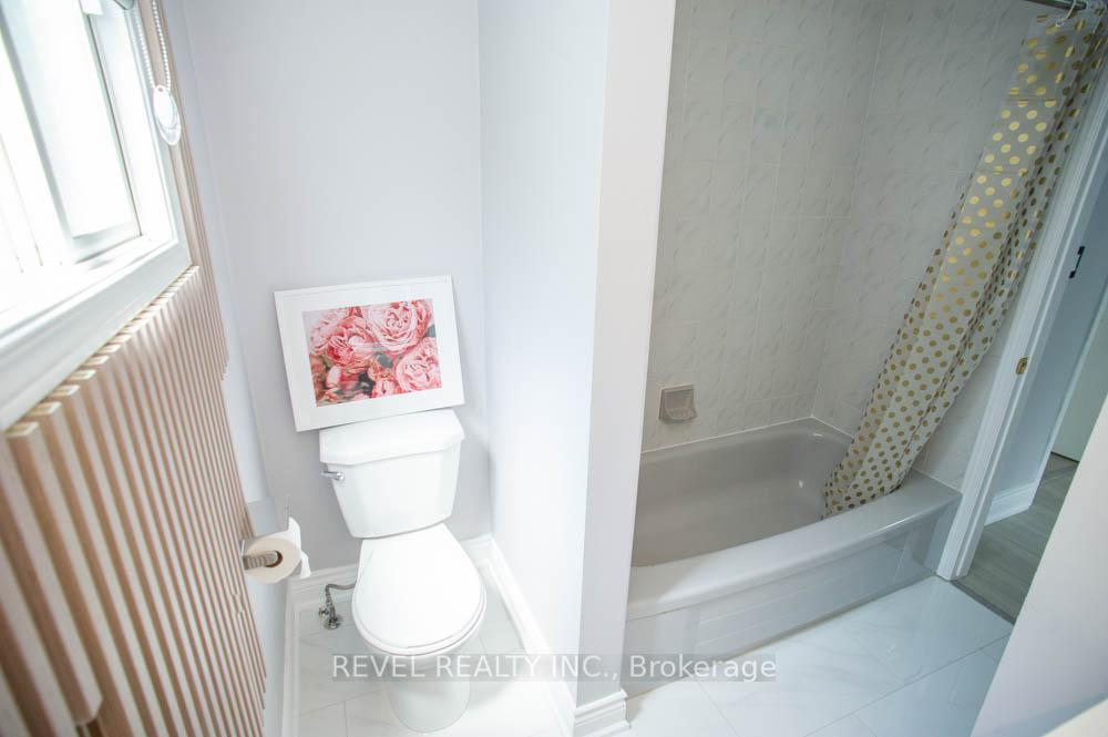 Photo 26 of 61 Leslie Avenue, Norfolk, Port Dover — HOMEH