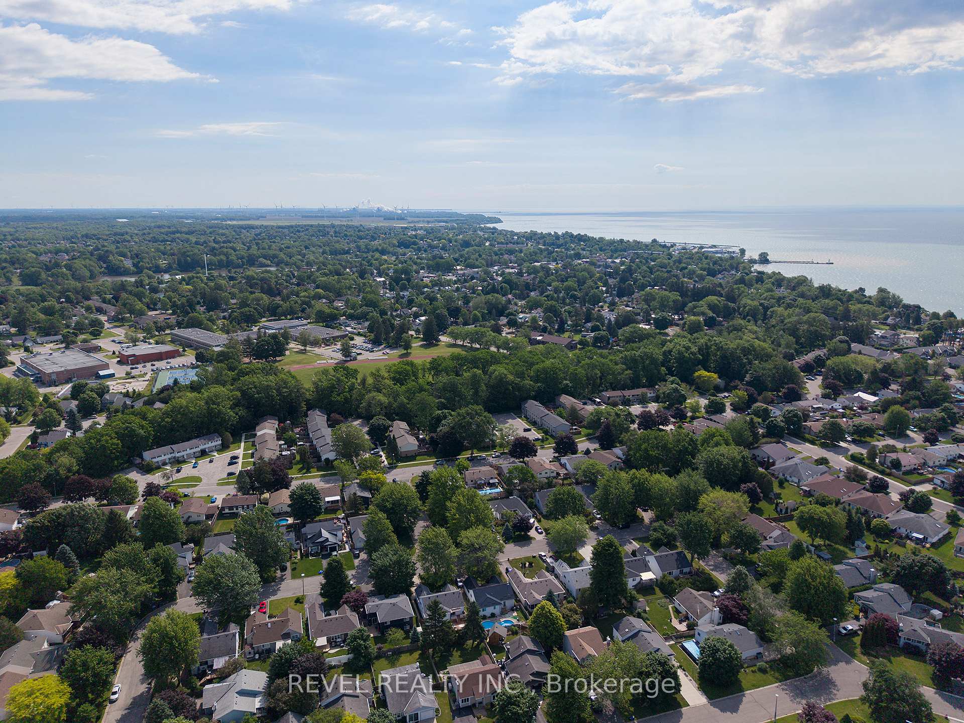 Photo 41 of 61 Leslie Avenue, Norfolk, Port Dover — HOMEH