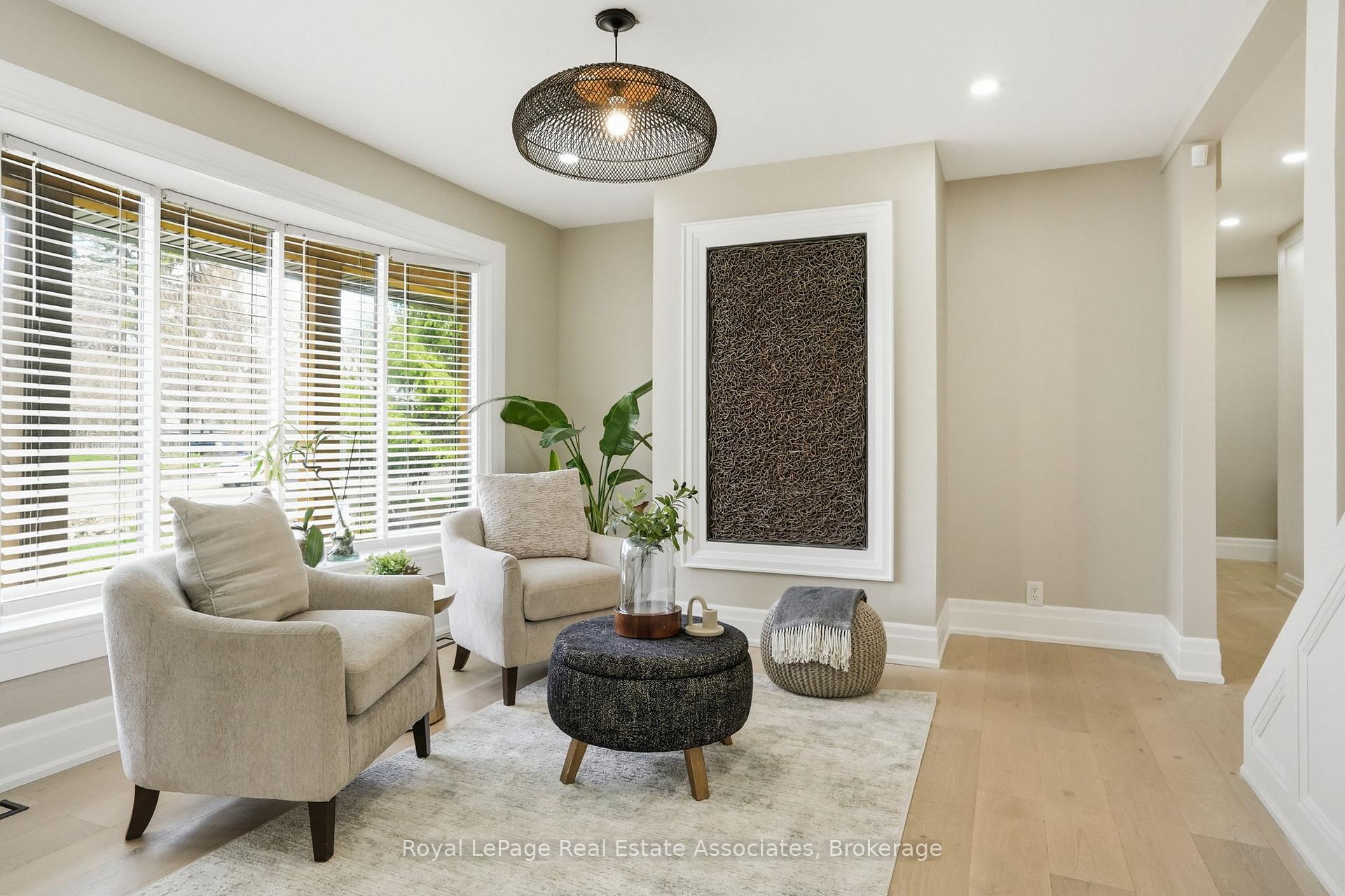 Photo 5 of 161 Mill Street, Halton Hills, Georgetown — HOMEH