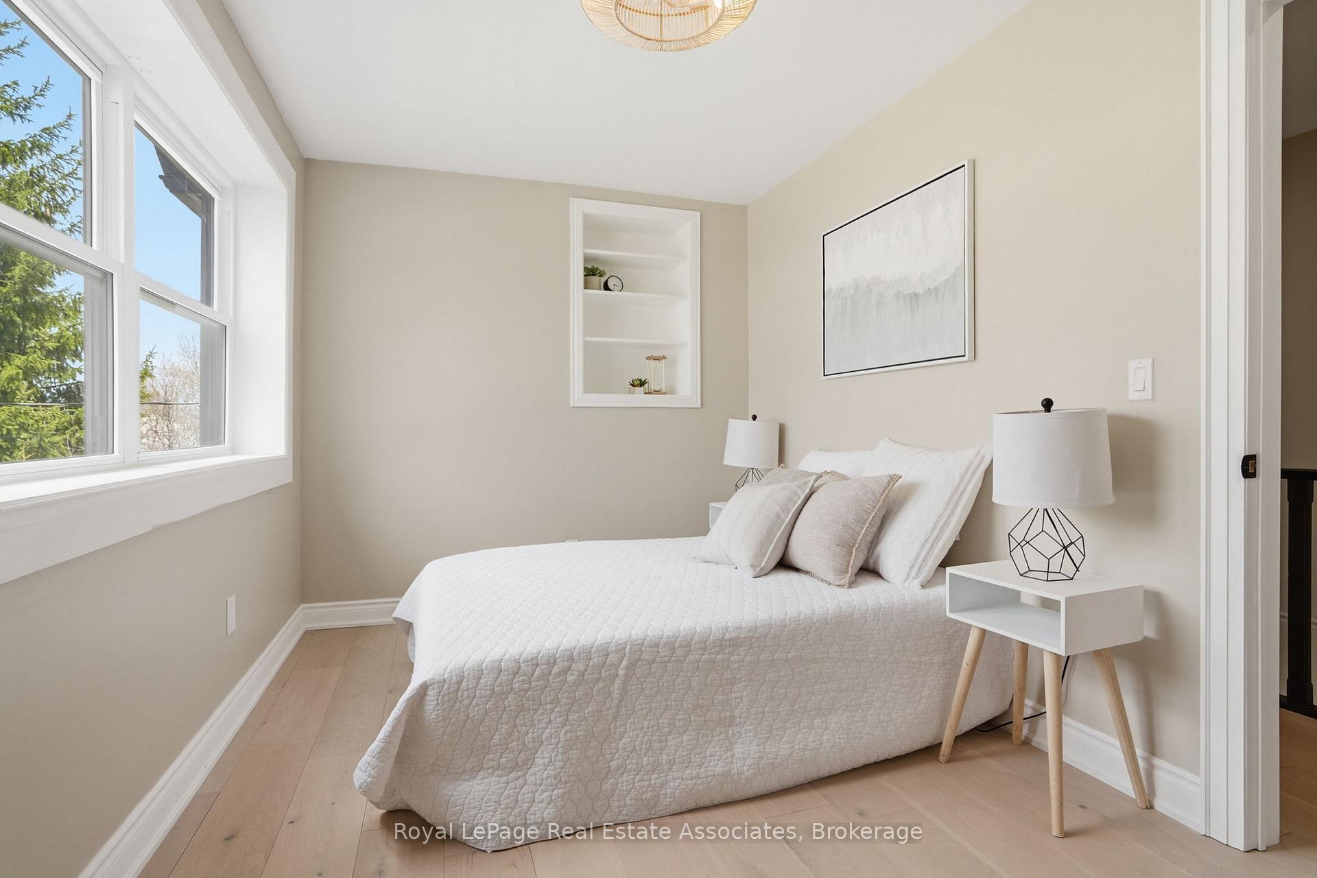 Photo 37 of 161 Mill Street, Halton Hills, Georgetown — HOMEH