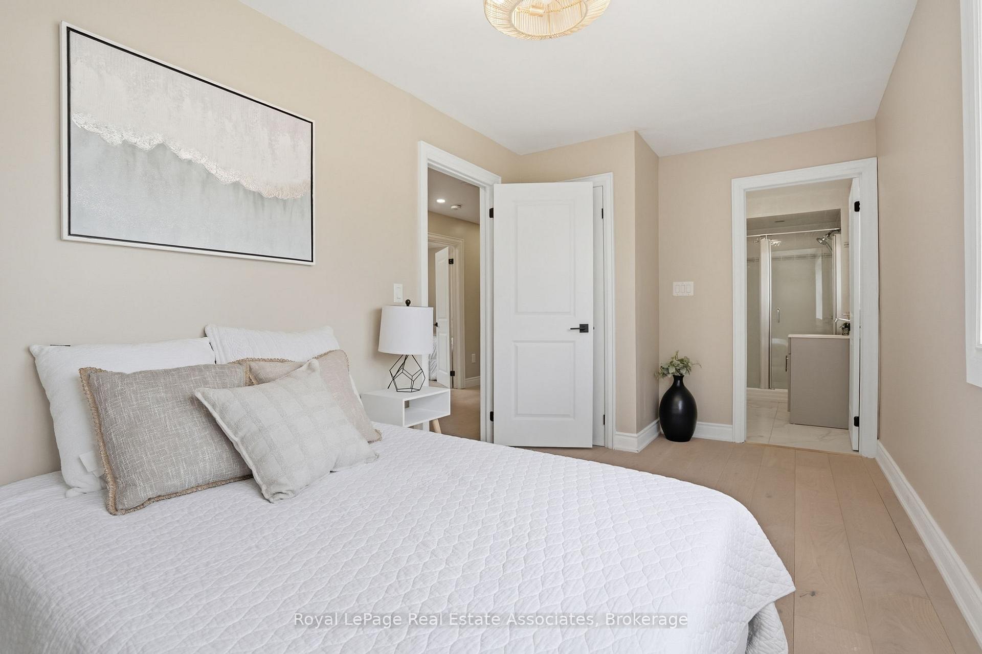 Photo 38 of 161 Mill Street, Halton Hills, Georgetown — HOMEH