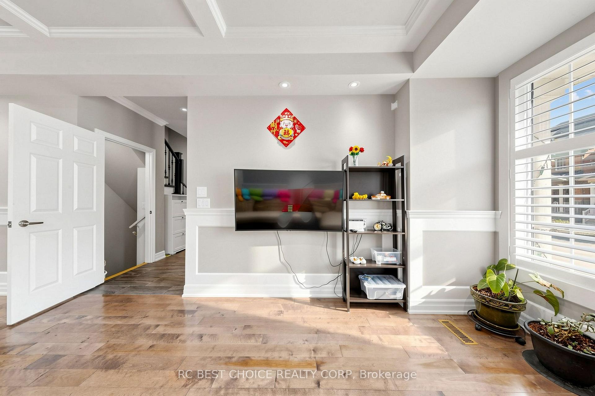 Photo 8 of 18 Chauncey Court, Markham, Cornell — HOMEH