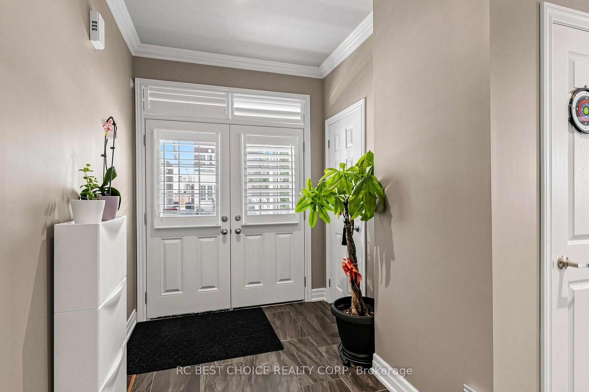 Photo 21 of 18 Chauncey Court, Markham, Cornell — HOMEH