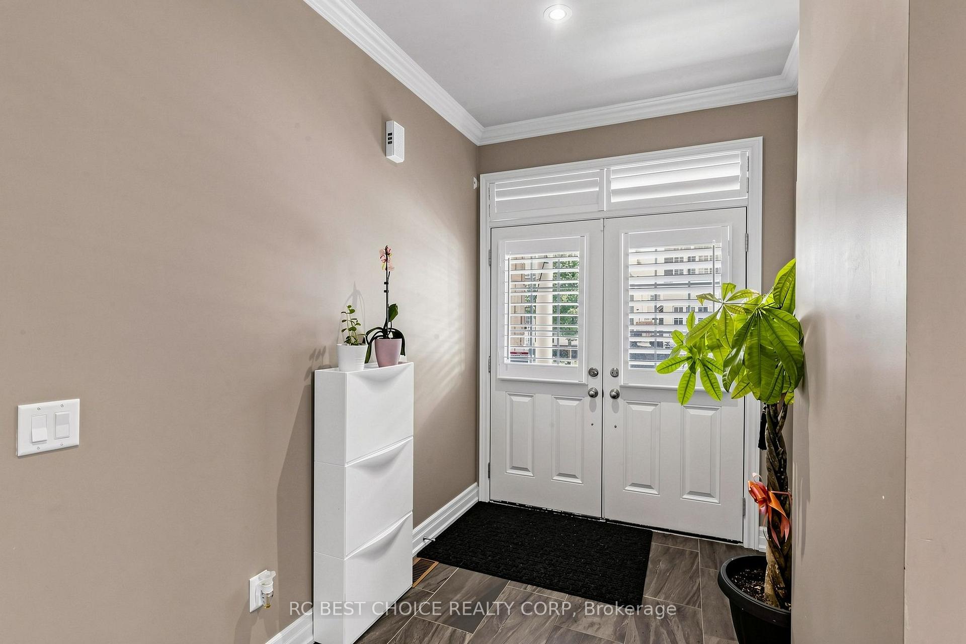 Photo 20 of 18 Chauncey Court, Markham, Cornell — HOMEH