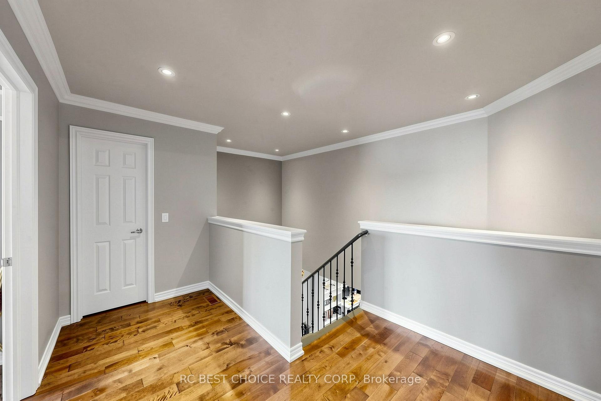 Photo 24 of 18 Chauncey Court, Markham, Cornell — HOMEH