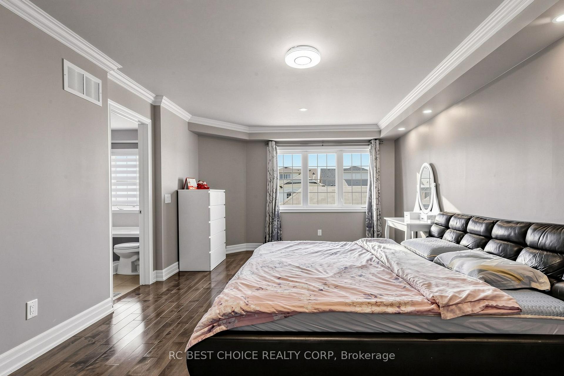 Photo 26 of 18 Chauncey Court, Markham, Cornell — HOMEH