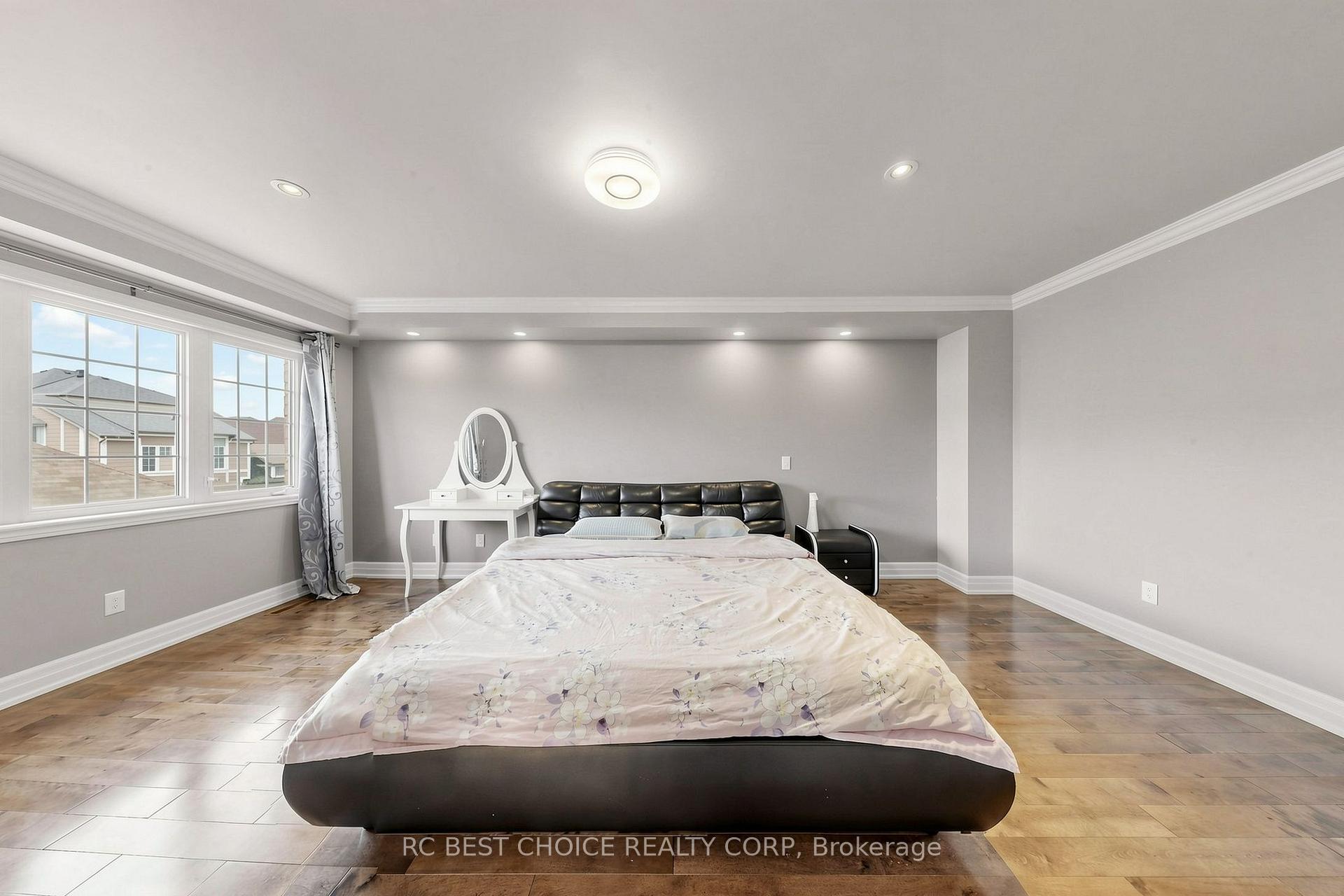 Photo 28 of 18 Chauncey Court, Markham, Cornell — HOMEH